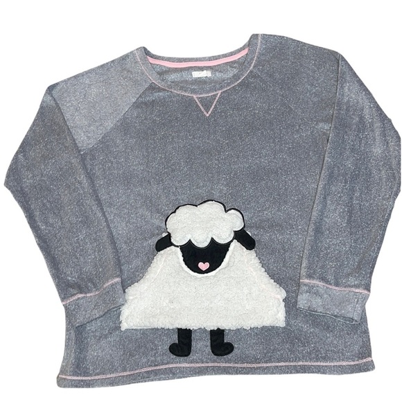 Layla Cozy Sheep Long Sleeve Sweatshirt Size L - Picture 1 of 6